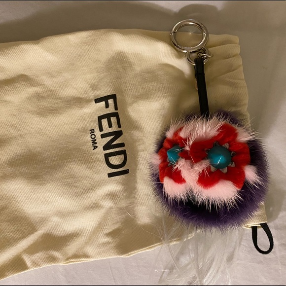 NFS Fendi key charm 100% authentic - Picture 2 of 5